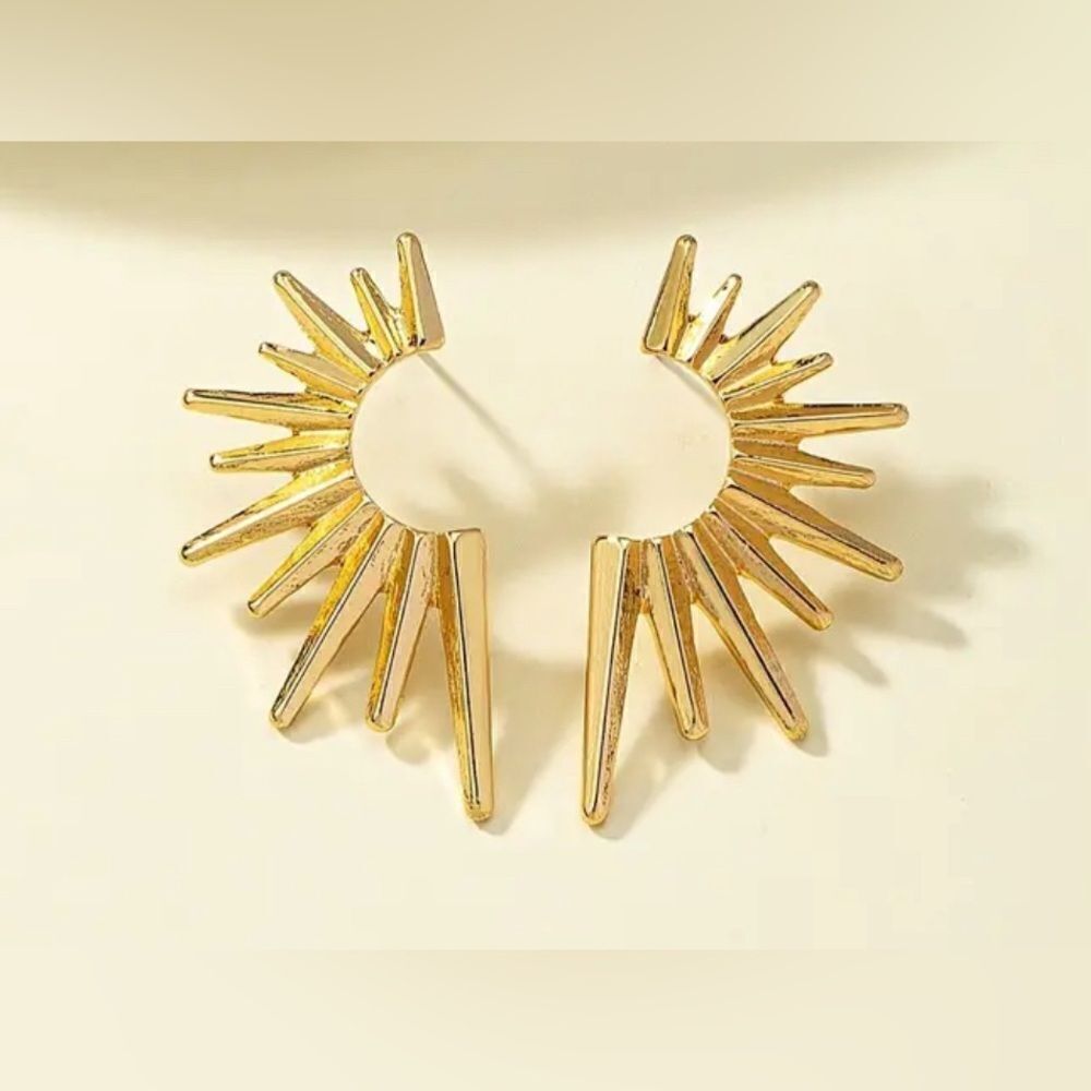 Sun radiant earrings N952